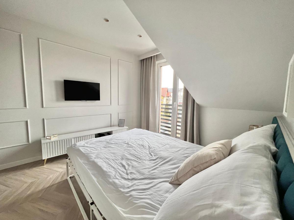 Grand Apartament Złotów Esterno foto